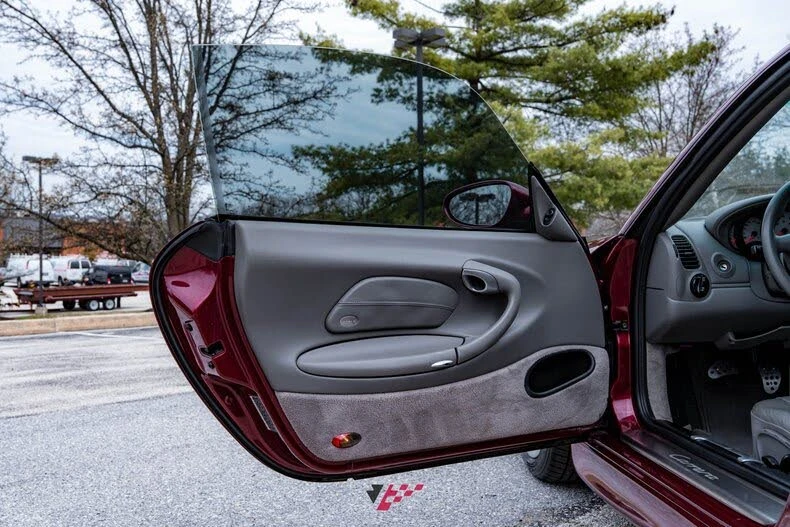 2000 Porsche 996 Carrera - Image 15 of 31