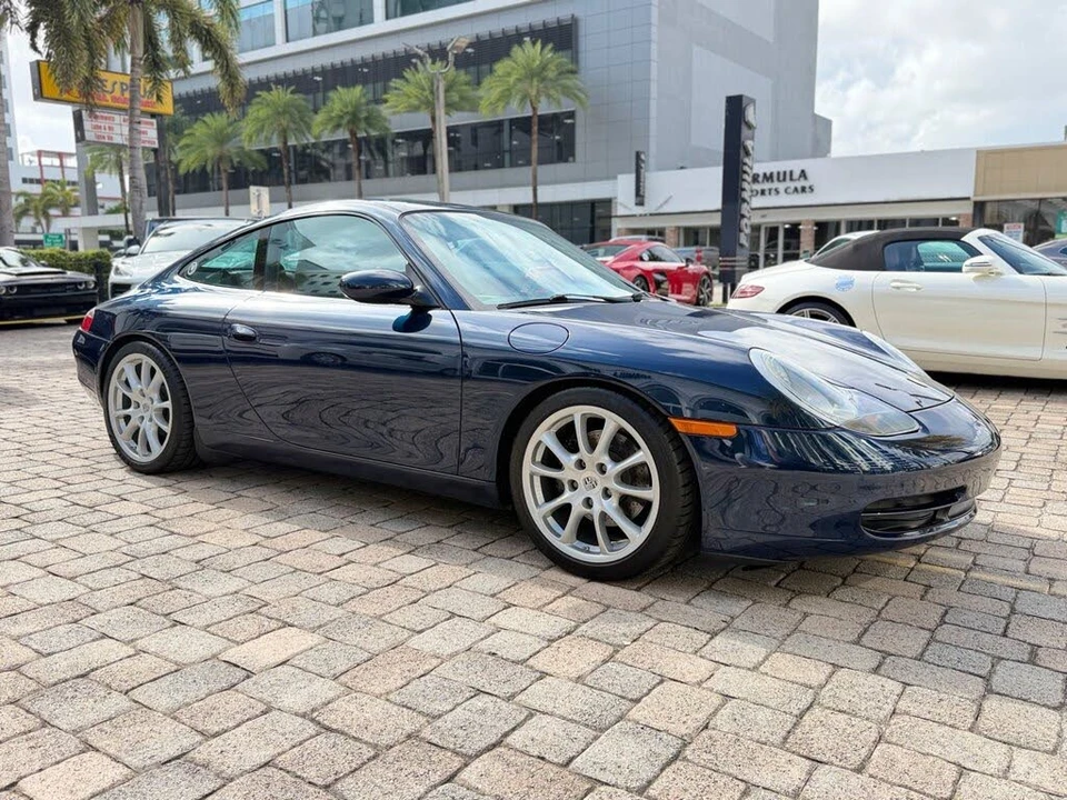2000 Porsche 996 Carrera - Image 9 of 31