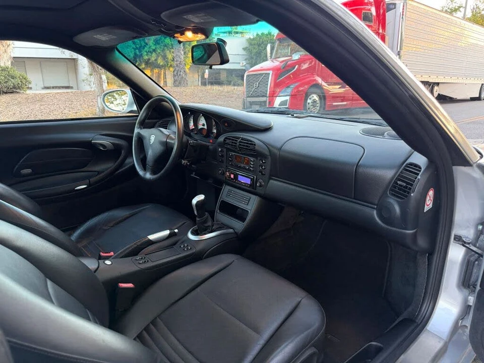 2000 Porsche 996 Carrera - Image 13 of 23