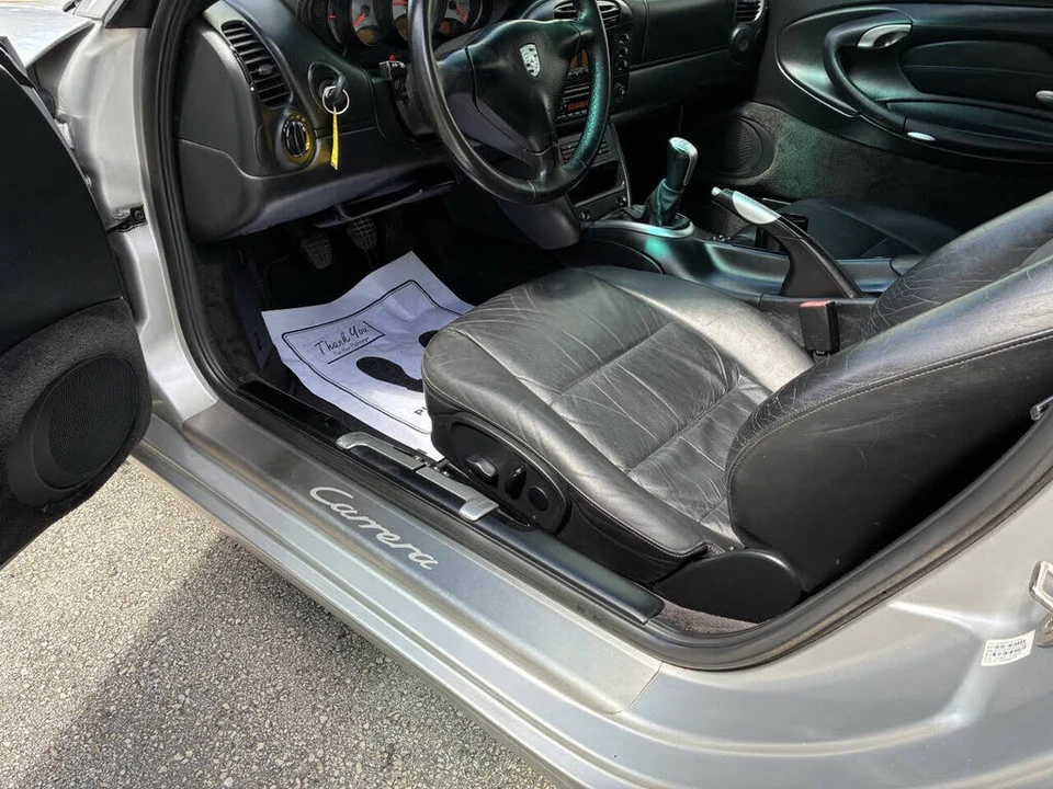 2000 Porsche 996 Carrera - Image 10 of 27