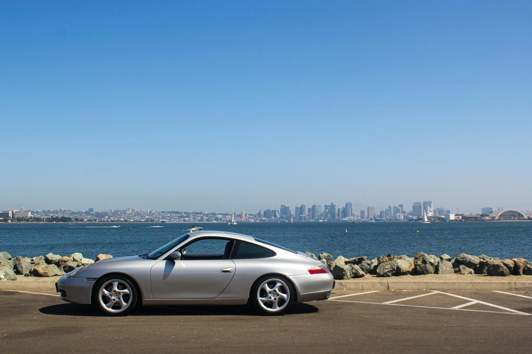 2000 Porsche 996 Carrera - Image 10 of 31