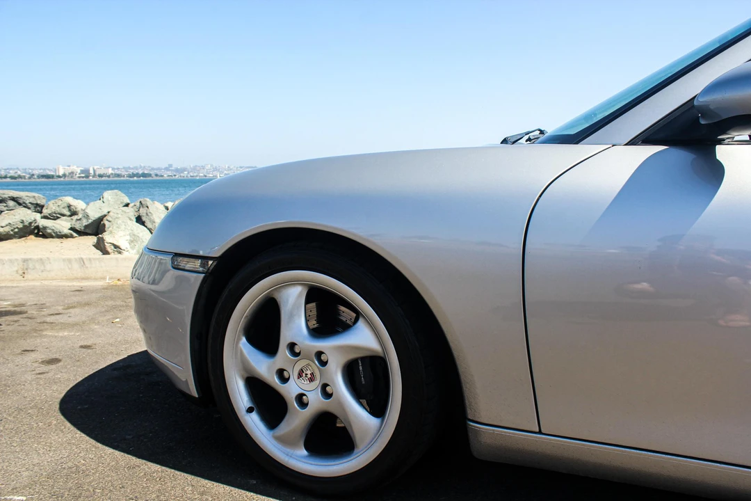 2000 Porsche 996 Carrera - Image 24 of 31