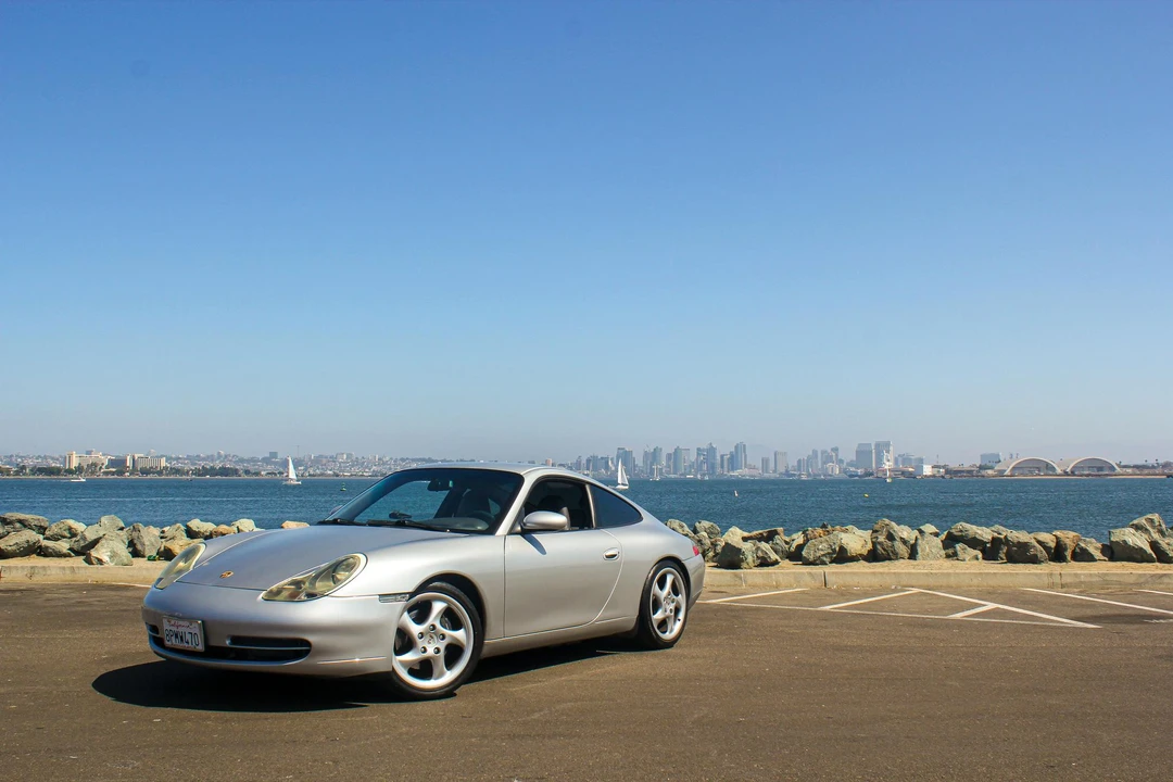 2000 Porsche 996 Carrera - Image 9 of 31