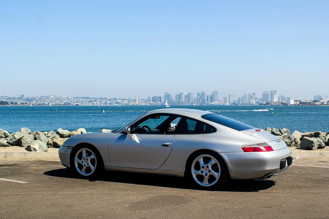 2000 Porsche 996 Carrera - Image 13 of 31