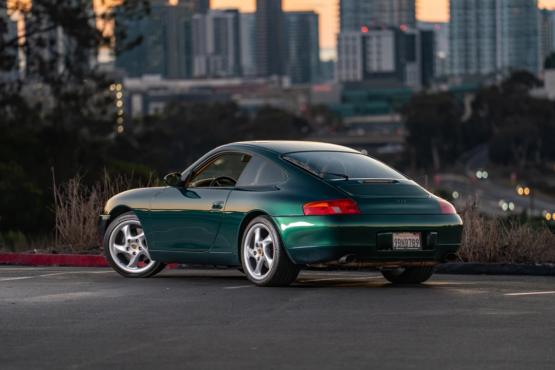 2000 Porsche 996 Carrera - Image 30 of 31
