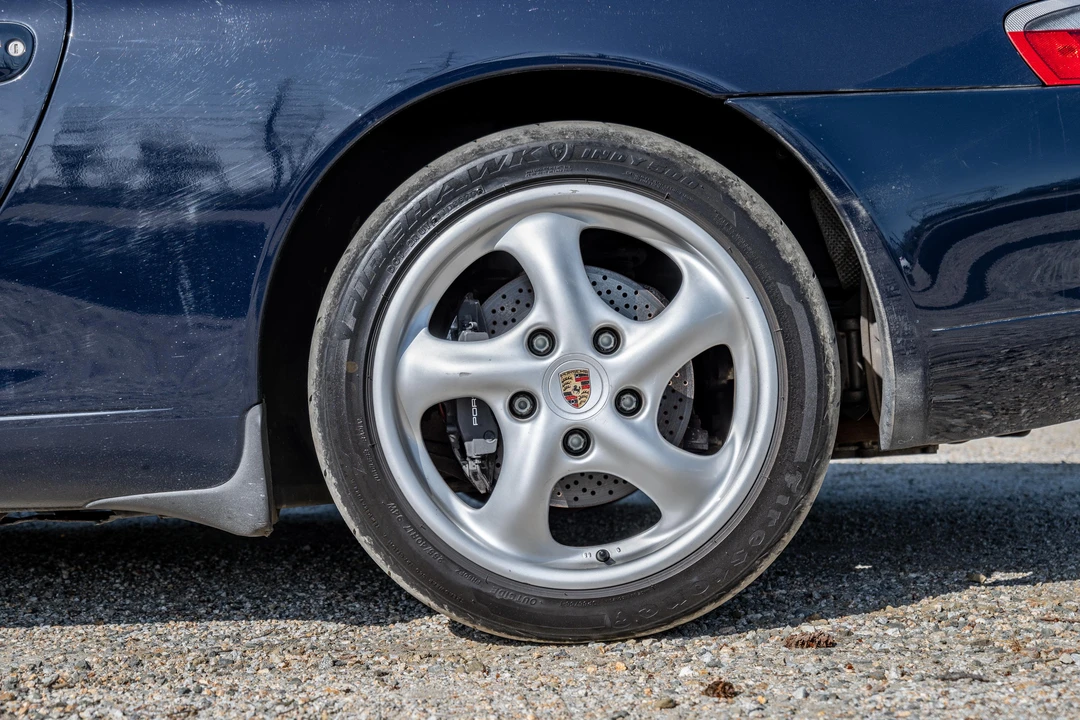 2000 Porsche 996 Carrera - Image 27 of 31