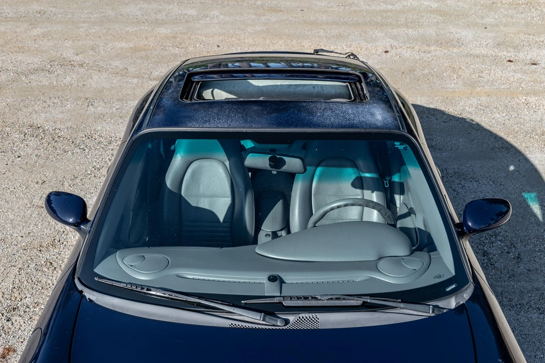 2000 Porsche 996 Carrera - Image 9 of 31
