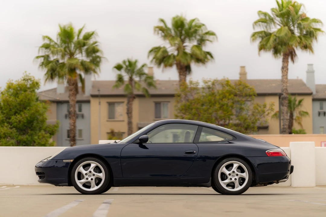 2000 Porsche 996 Carrera - Image 11 of 31