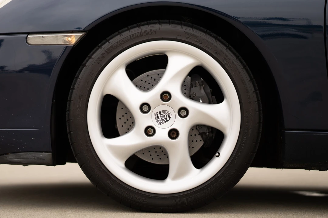 2000 Porsche 996 Carrera - Image 27 of 31