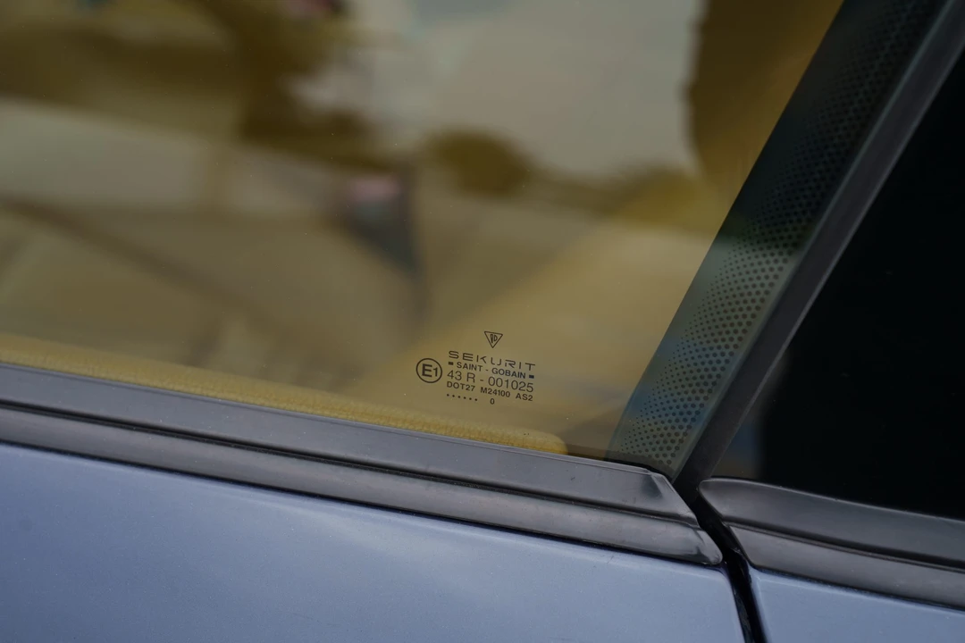2000 Porsche 996 Carrera - Image 23 of 31