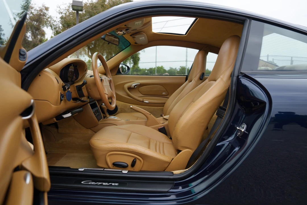 2000 Porsche 996 Carrera - Image 30 of 31