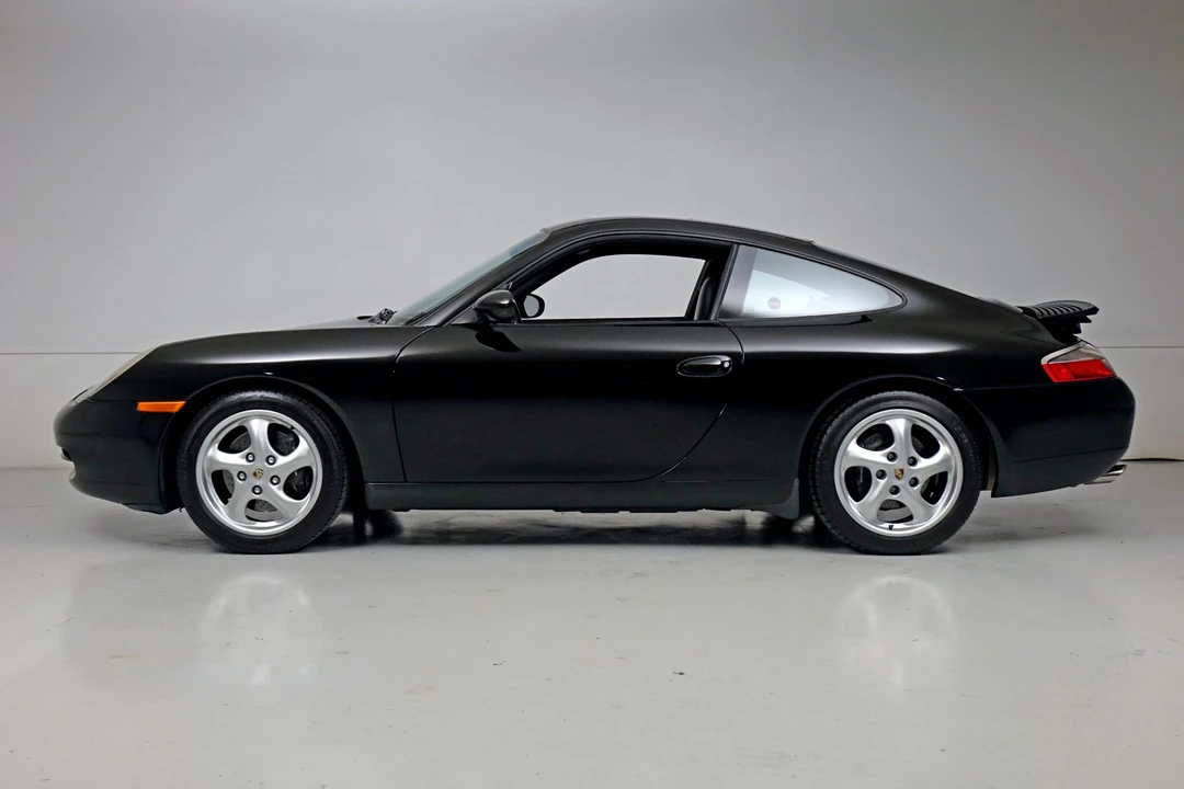 2000 Porsche 996 Carrera - Image 2 of 31