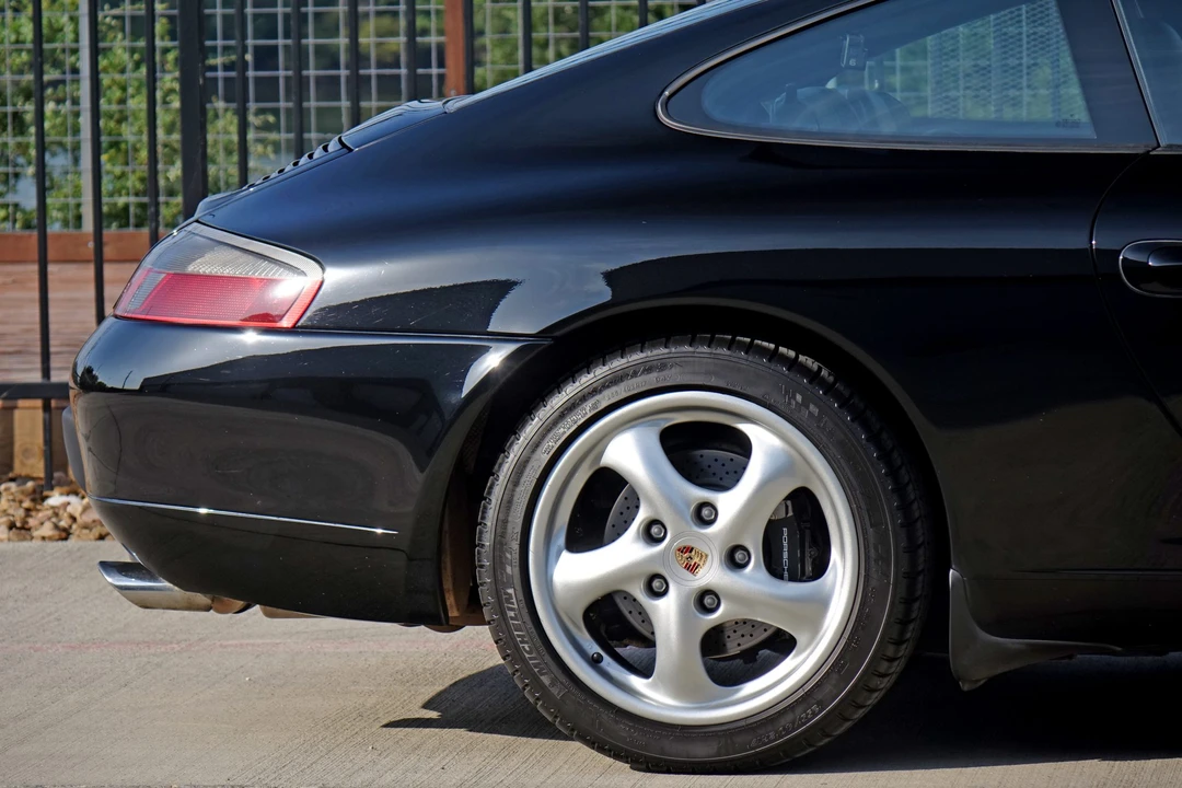 2000 Porsche 996 Carrera - Image 24 of 31
