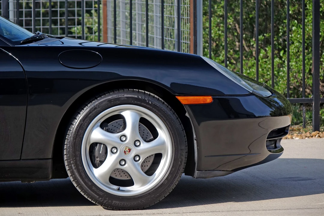 2000 Porsche 996 Carrera - Image 25 of 31