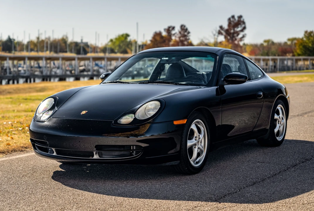2000 Porsche 996 Carrera - Image 2 of 31