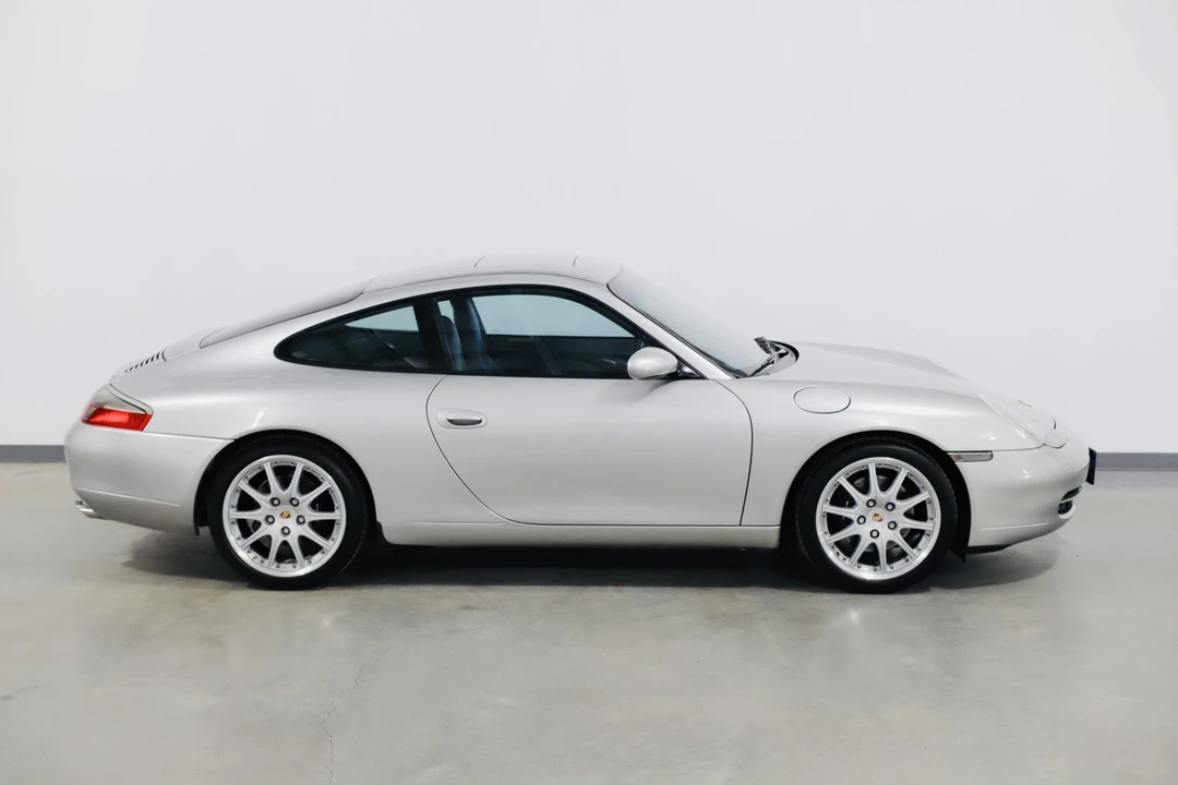 2000 Porsche 996 Carrera - Image 23 of 31