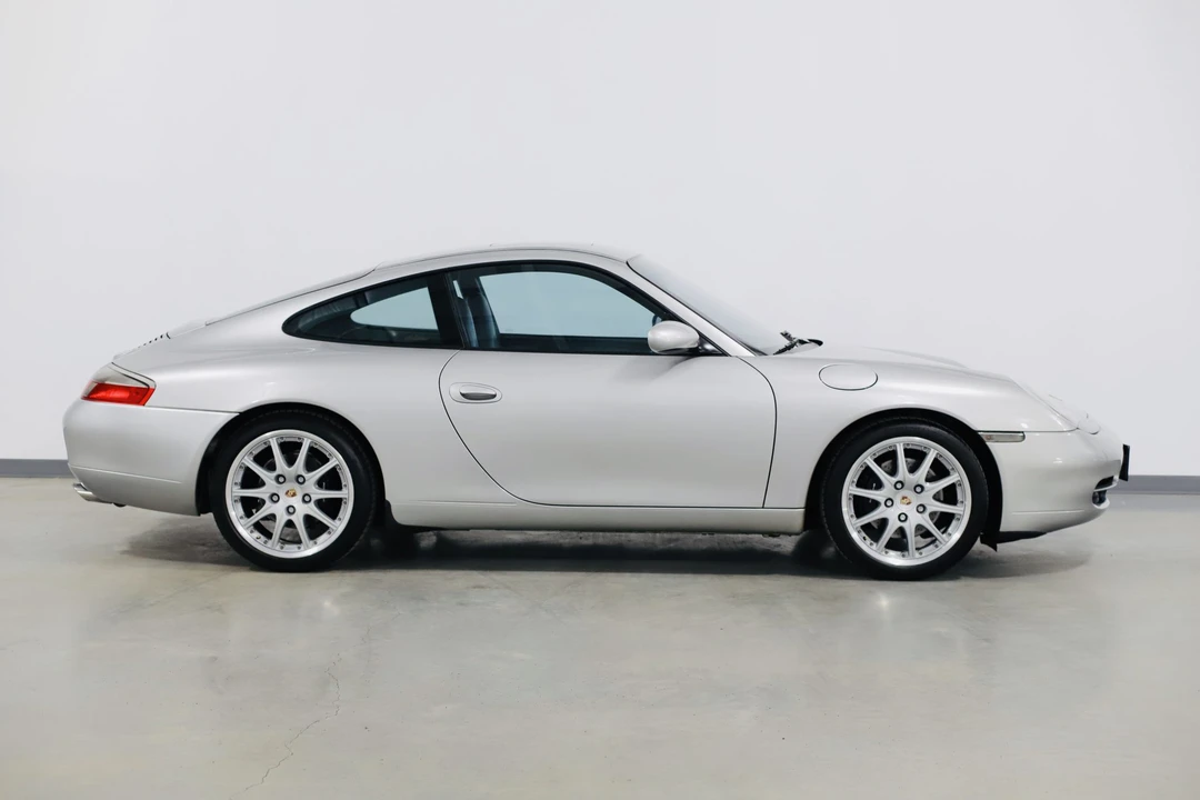 2000 Porsche 996 Carrera - Image 24 of 31