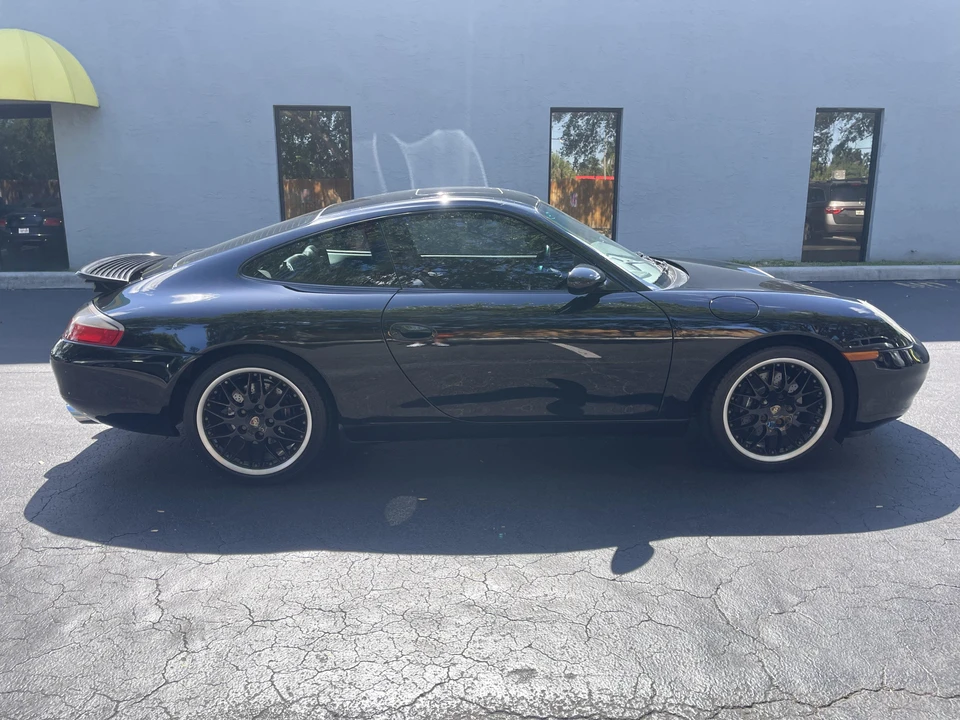 2000 Porsche 996 Carrera - Image 9 of 31
