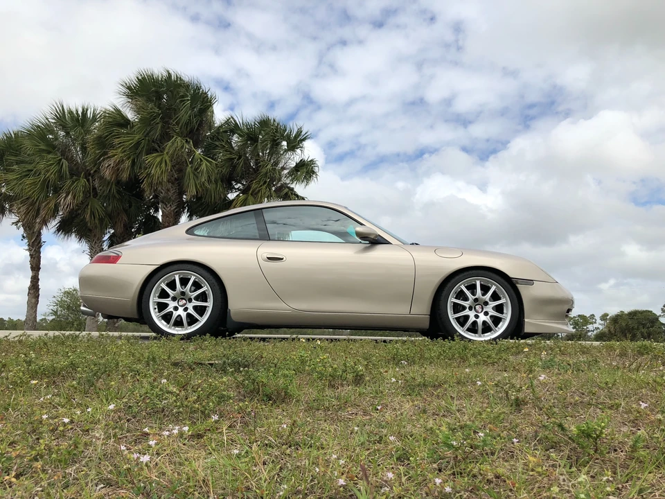 2000 Porsche 996 Carrera - Image 9 of 31