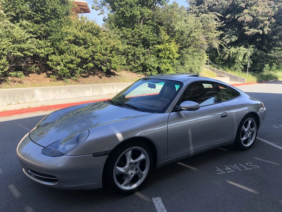 2000 Porsche 996 Carrera - Image 2 of 31