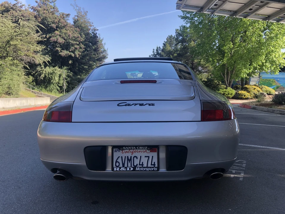 2000 Porsche 996 Carrera - Image 10 of 31