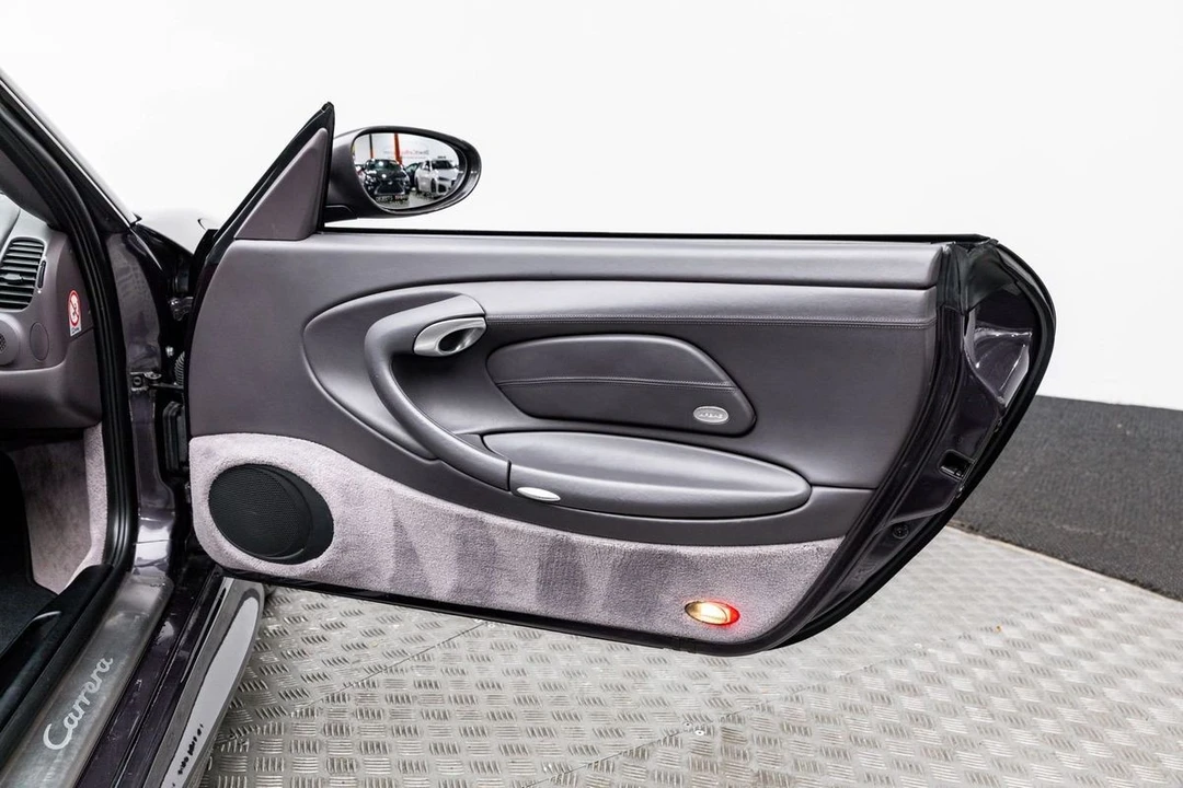 2000 Porsche 996 Carrera - Image 13 of 21