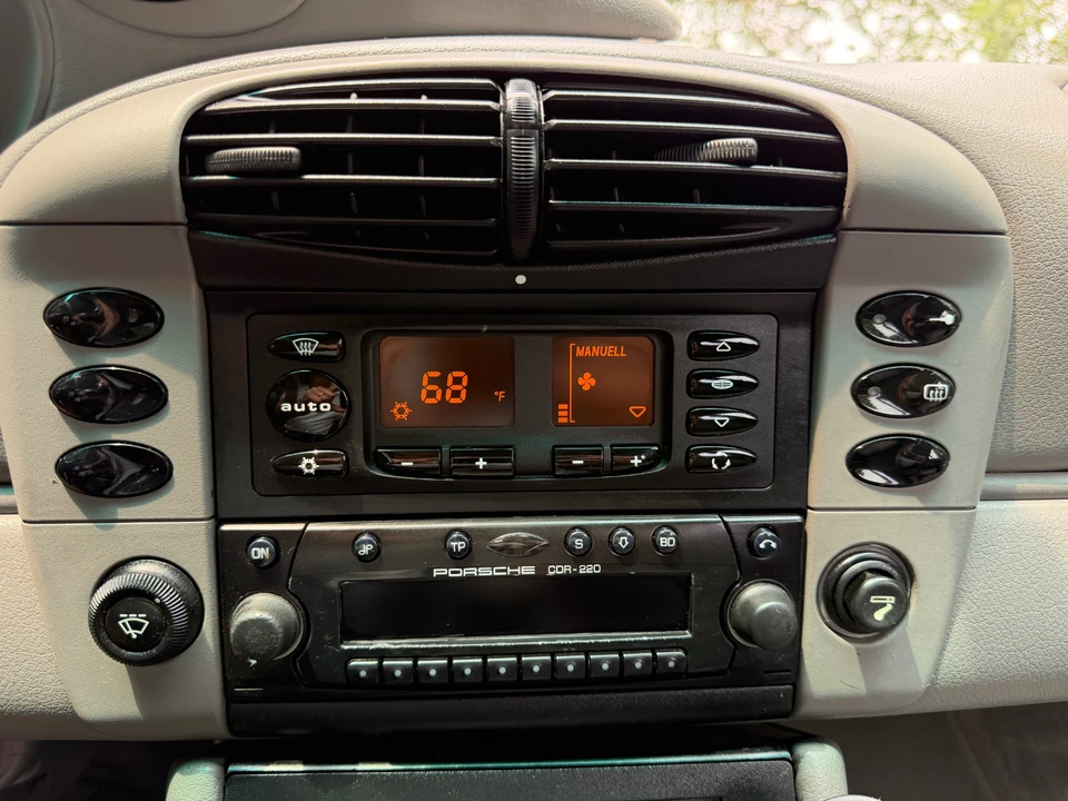 2000 Porsche 996 Carrera - Image 12 of 12
