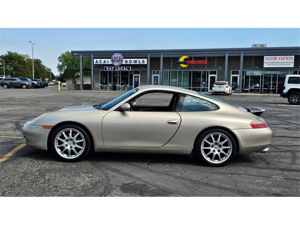 2000 Porsche 996 Carrera - Image 2 of 31