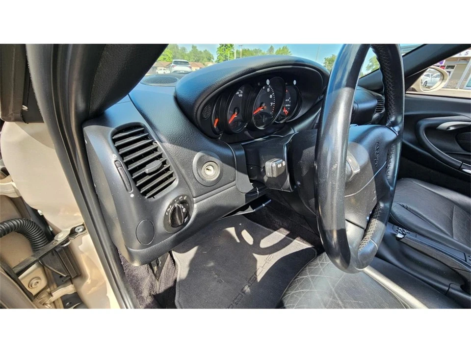 2000 Porsche 996 Carrera - Image 19 of 31