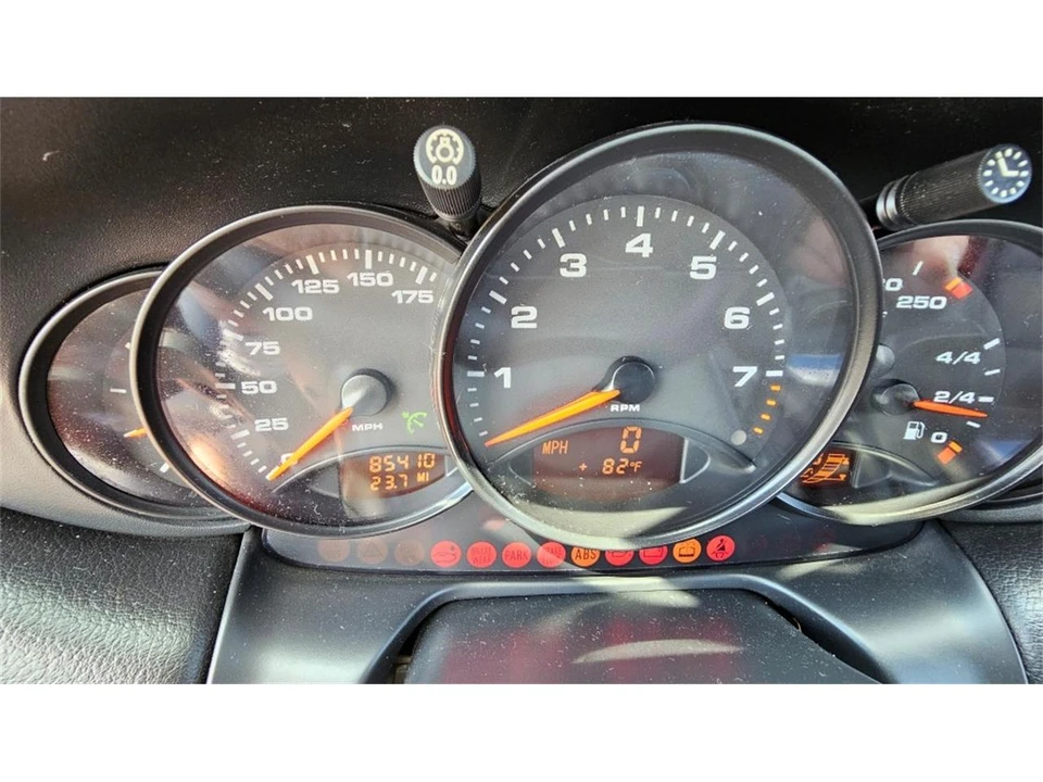 2000 Porsche 996 Carrera - Image 21 of 31
