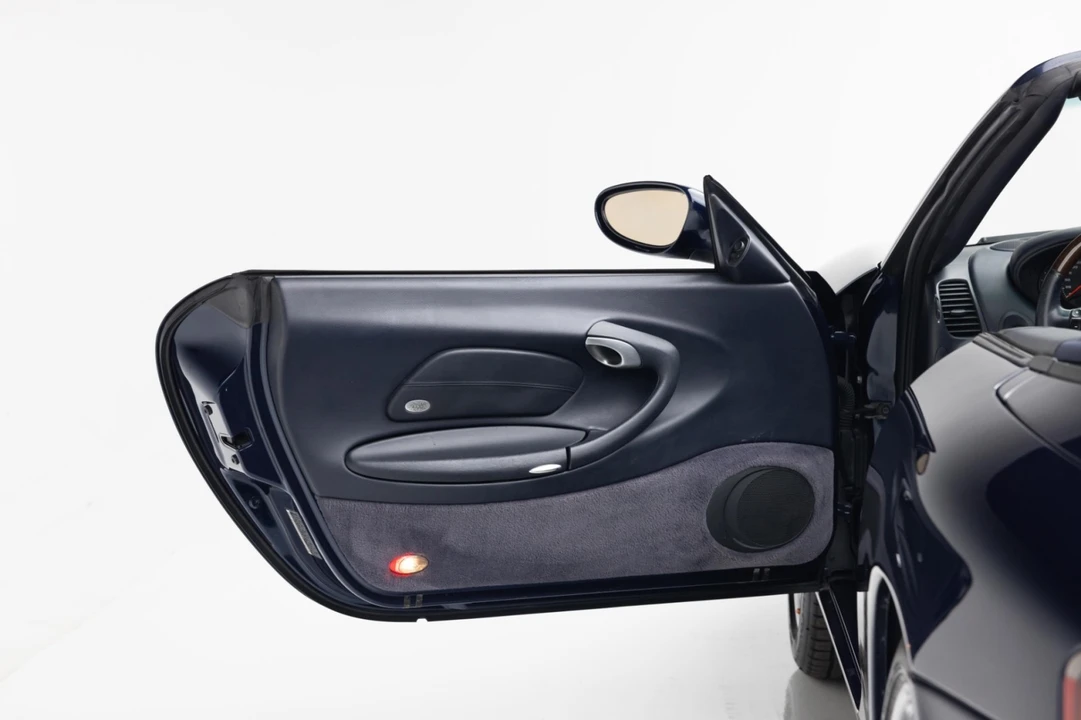 2000 Porsche 996 Carrera - Image 19 of 21
