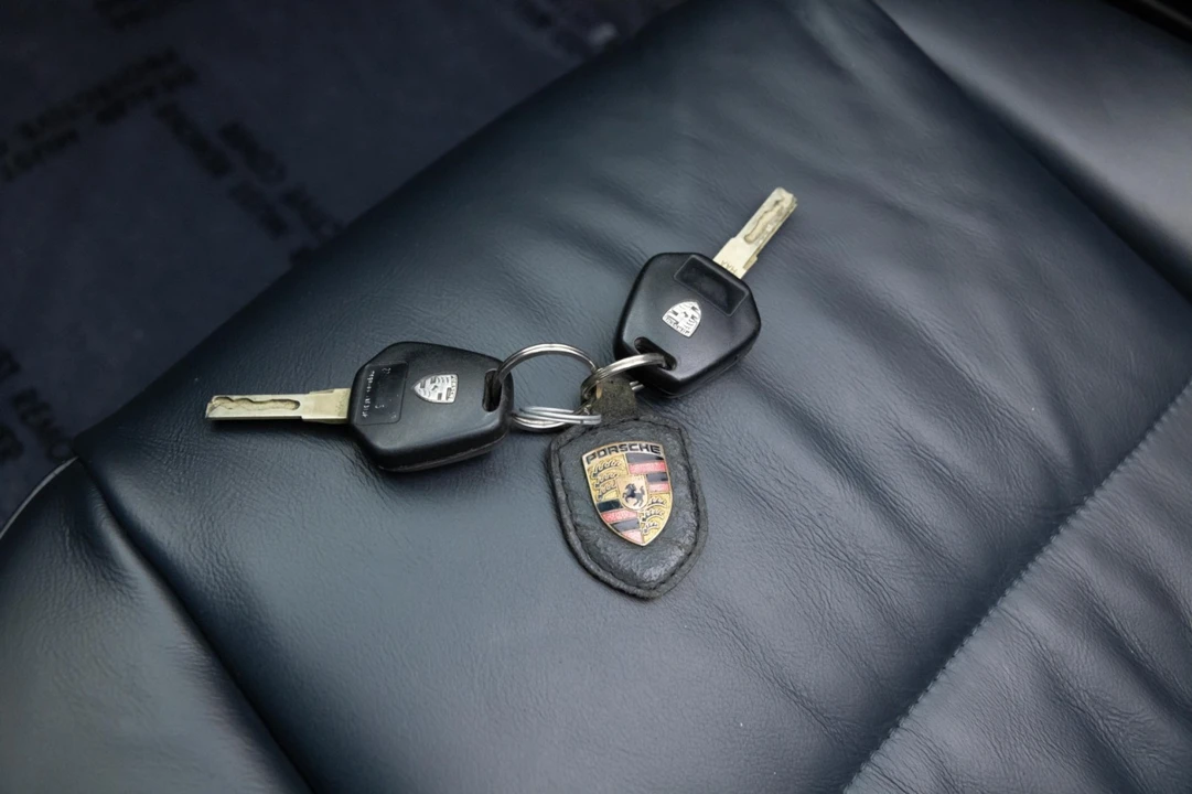 2000 Porsche 996 Carrera - Image 25 of 25
