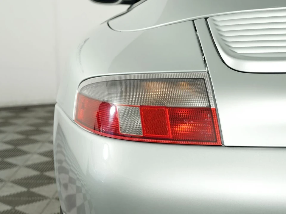 2000 Porsche 996 Carrera - Image 16 of 31