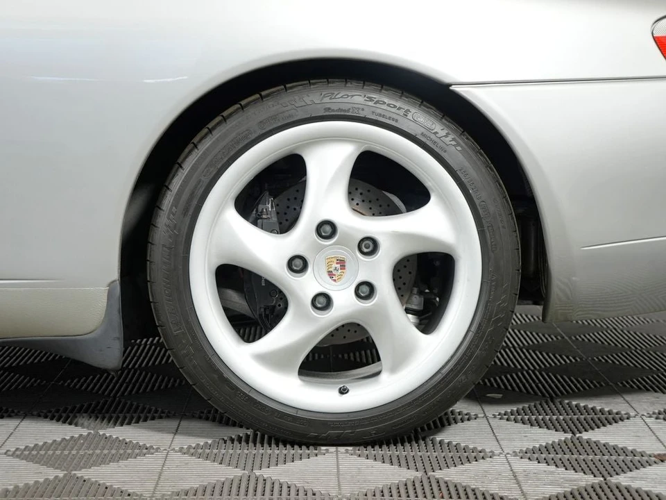 2000 Porsche 996 Carrera - Image 18 of 31
