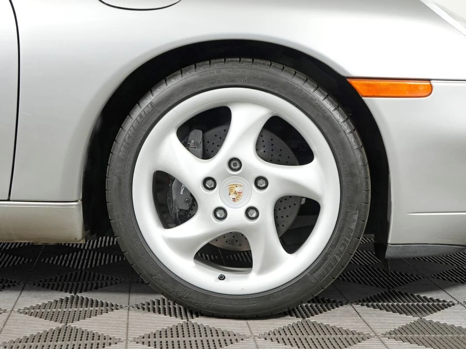 2000 Porsche 996 Carrera - Image 20 of 31