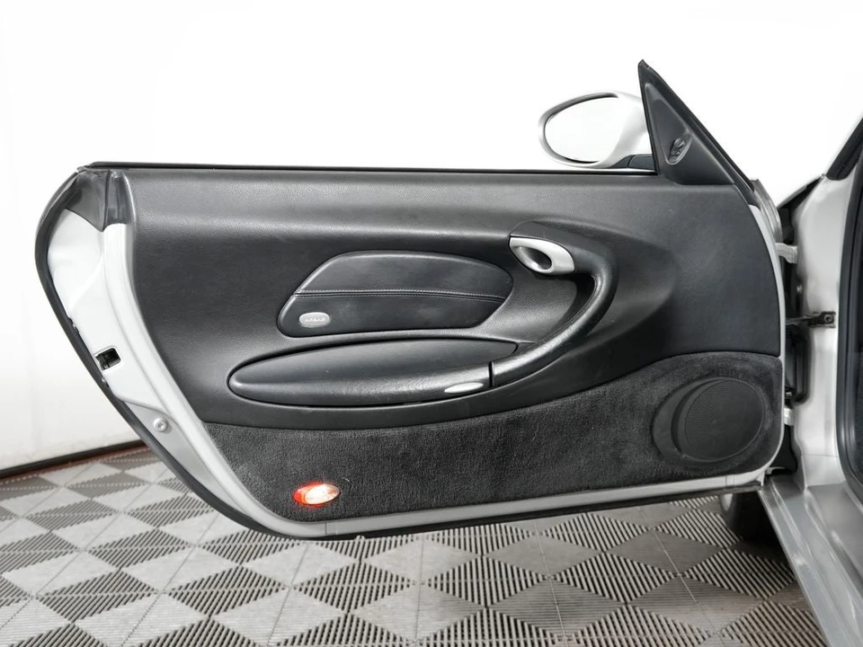 2000 Porsche 996 Carrera - Image 22 of 31