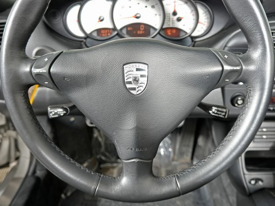 2000 Porsche 996 Carrera - Image 28 of 31