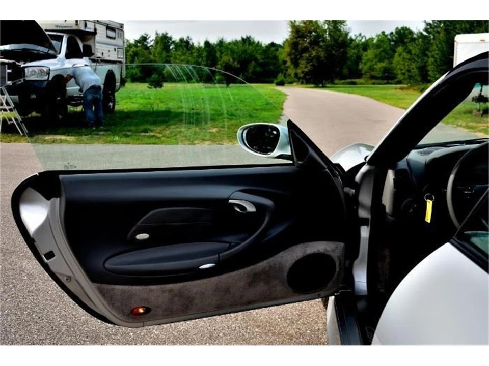 2000 Porsche 996 Carrera - Image 28 of 31