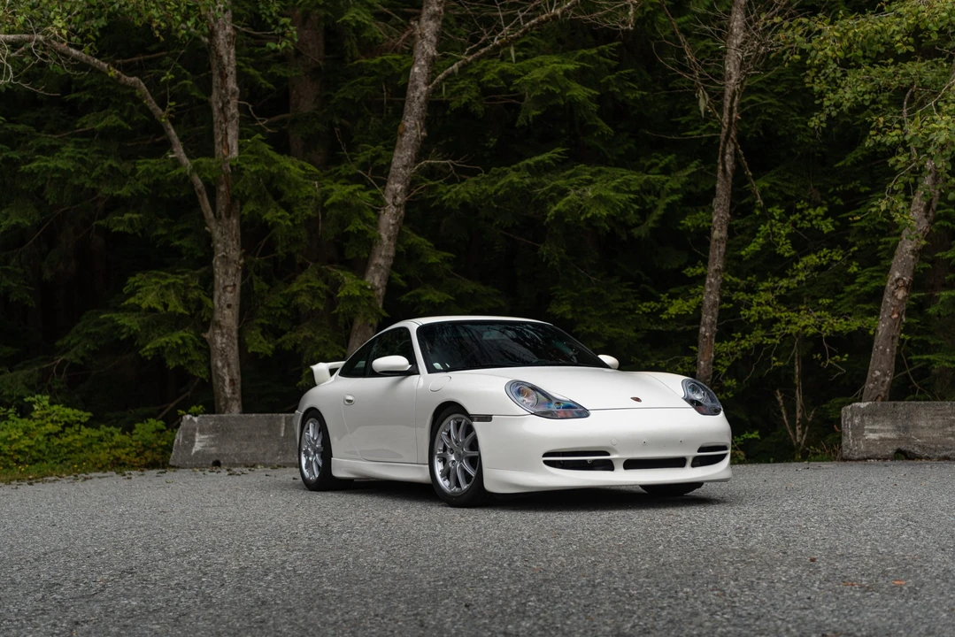 2000 Porsche 996 GT3 - Image 2 of 31