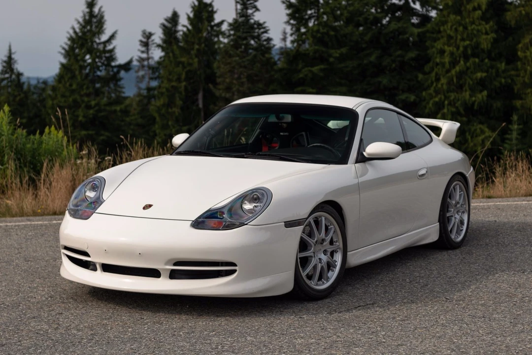 2000 Porsche 996 GT3 - Image 1 of 31