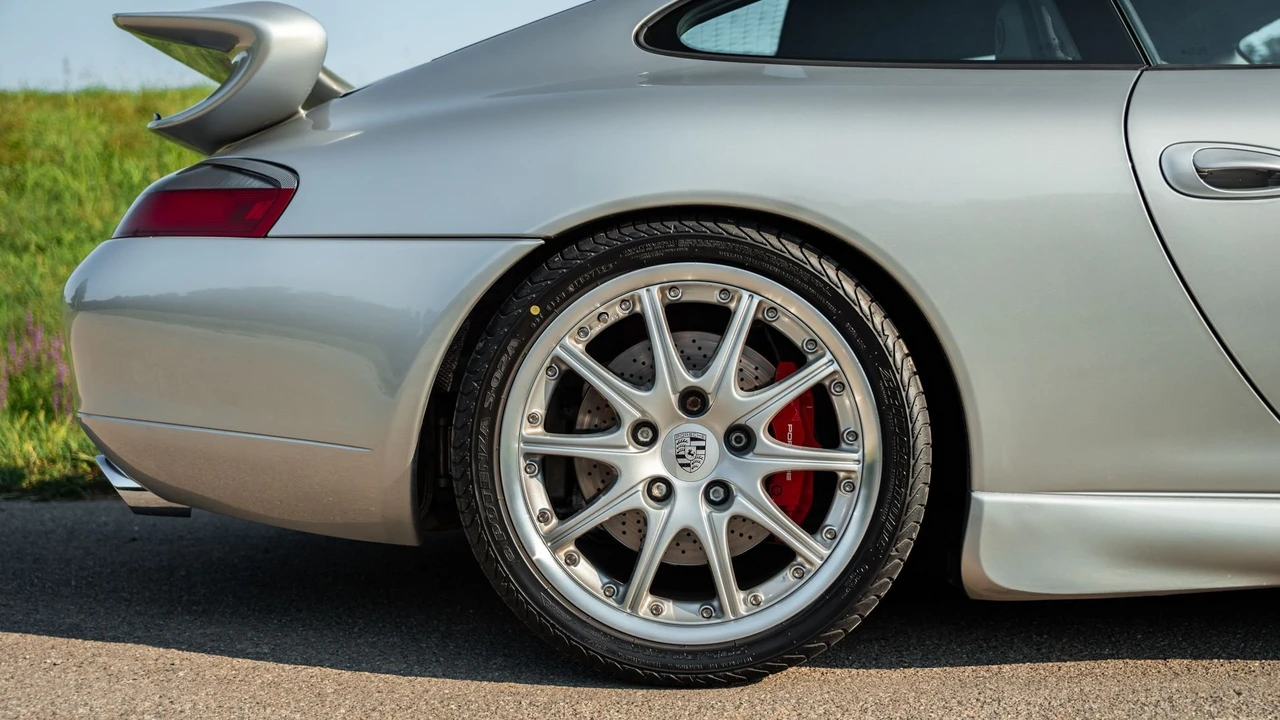 2000 Porsche 996 GT3 - Image 24 of 31