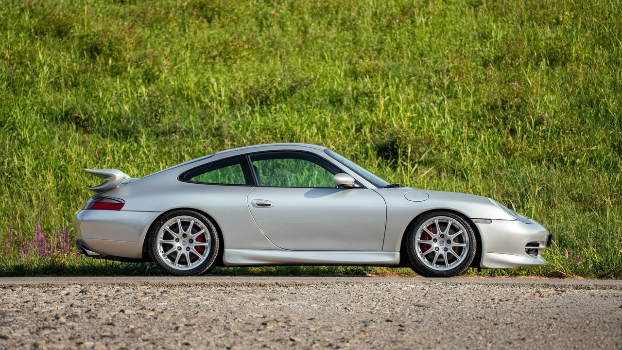 2000 Porsche 996 GT3 - Image 22 of 31