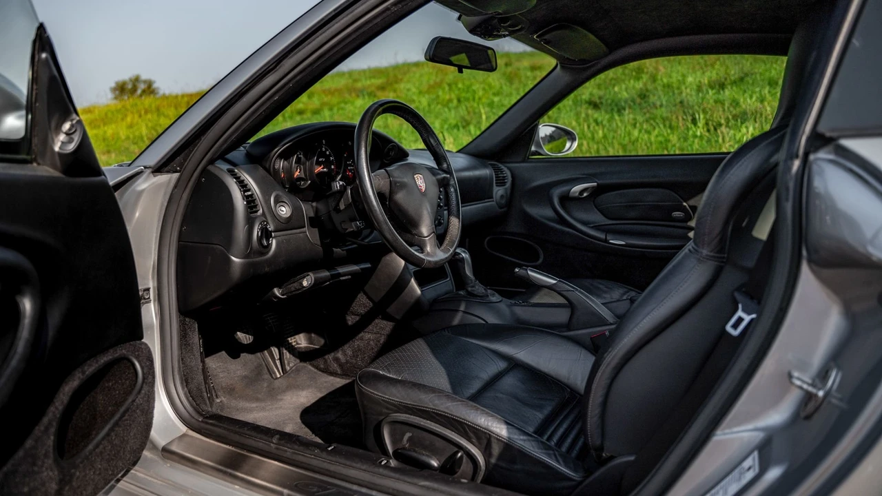 2000 Porsche 996 GT3 - Image 9 of 31