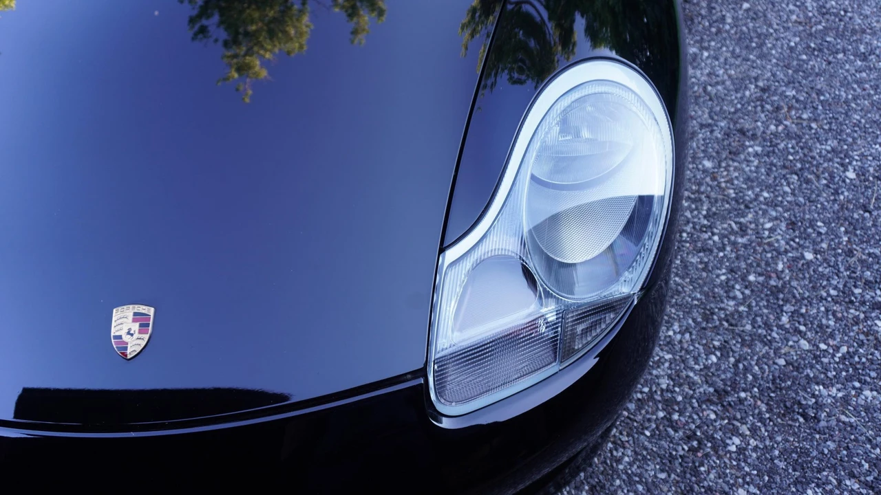2000 Porsche 996 GT3 - Image 28 of 31