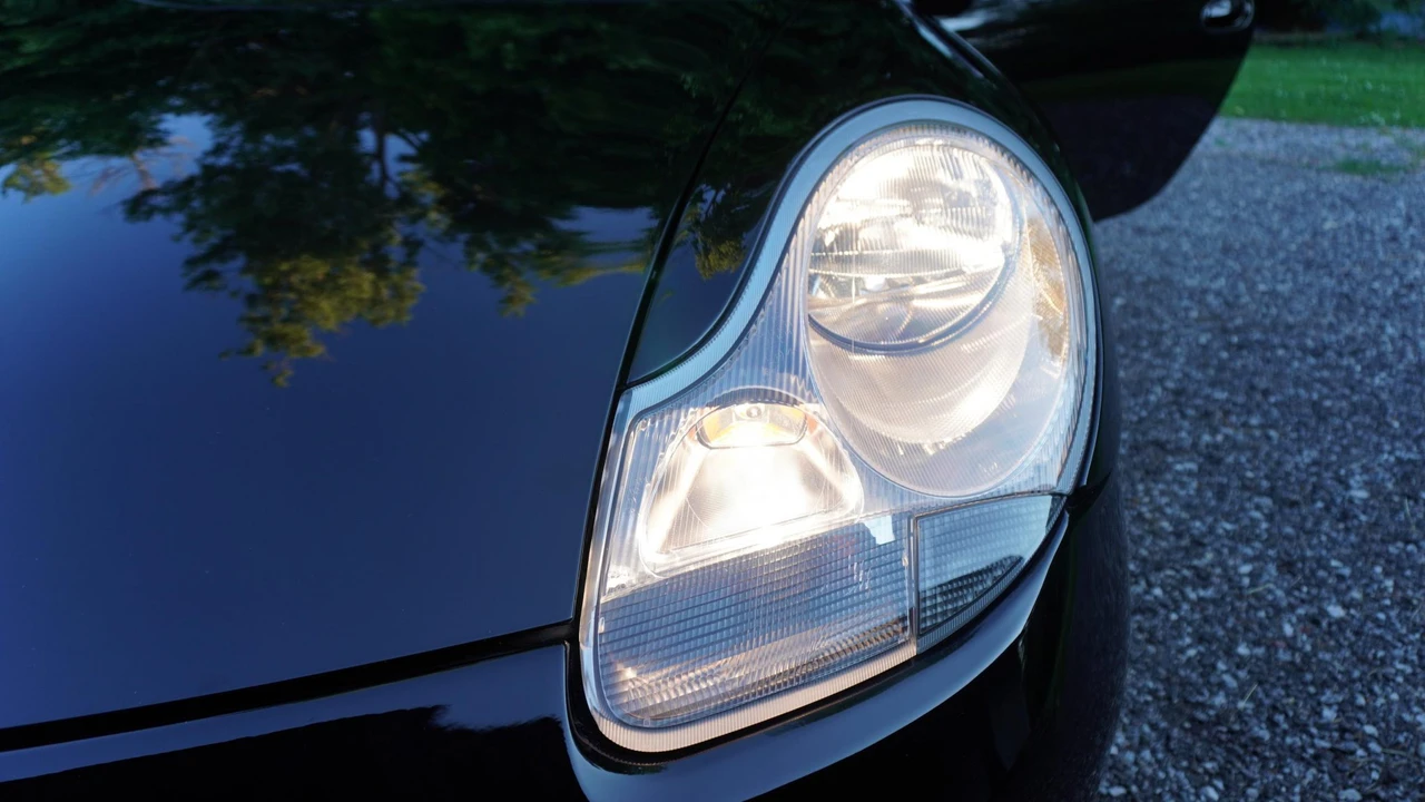 2000 Porsche 996 GT3 - Image 29 of 31