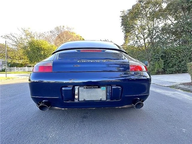 2000 Porsche 996 Carrera 4 - Image 9 of 21