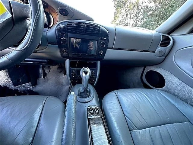2000 Porsche 996 Carrera 4 - Image 7 of 21