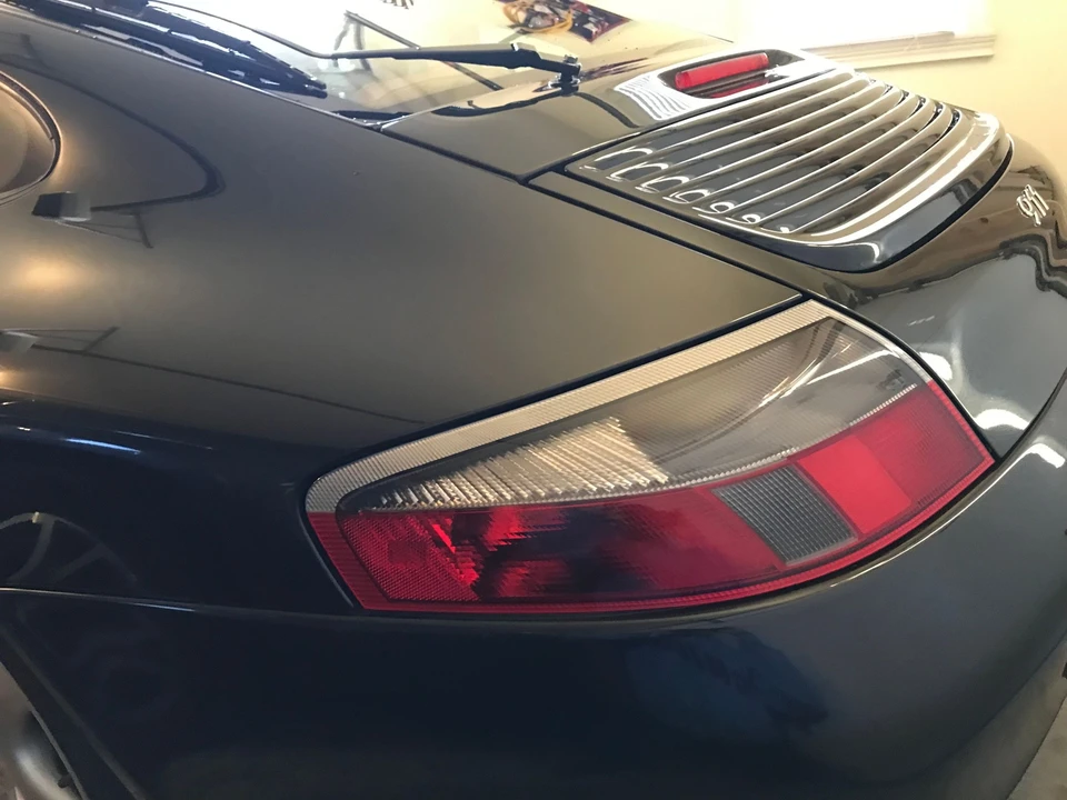 2000 Porsche 996 Carrera 4 - Image 11 of 31