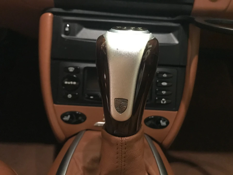 2000 Porsche 996 Carrera 4 - Image 15 of 31