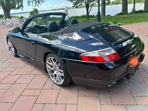 2000 Porsche 911 Carrera C2 Cabriolet